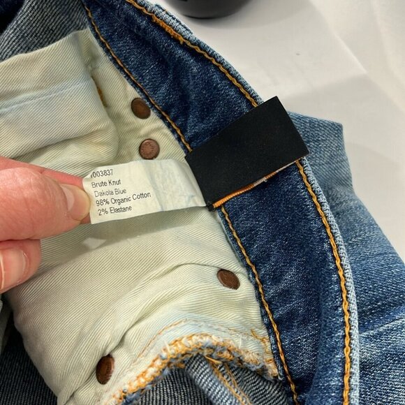 Classic Denim Slim Straight Jeans for Men - Picture 12 of 13